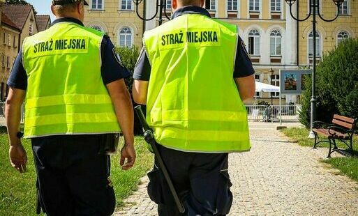 Zdjęcie do Strażnikom Miejskim życzymy wszystkiego najlepszego, bo...